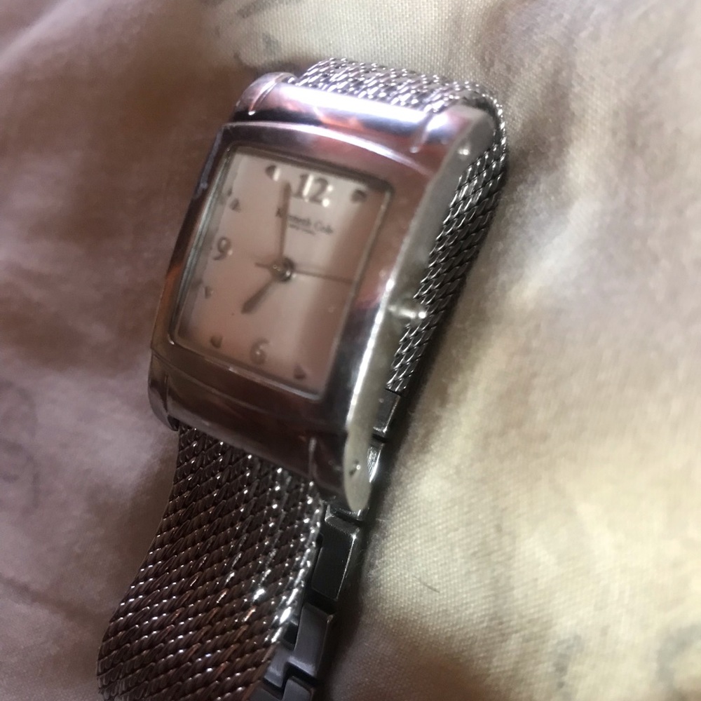 Woman Kenneth Cole watch kc4417 part only